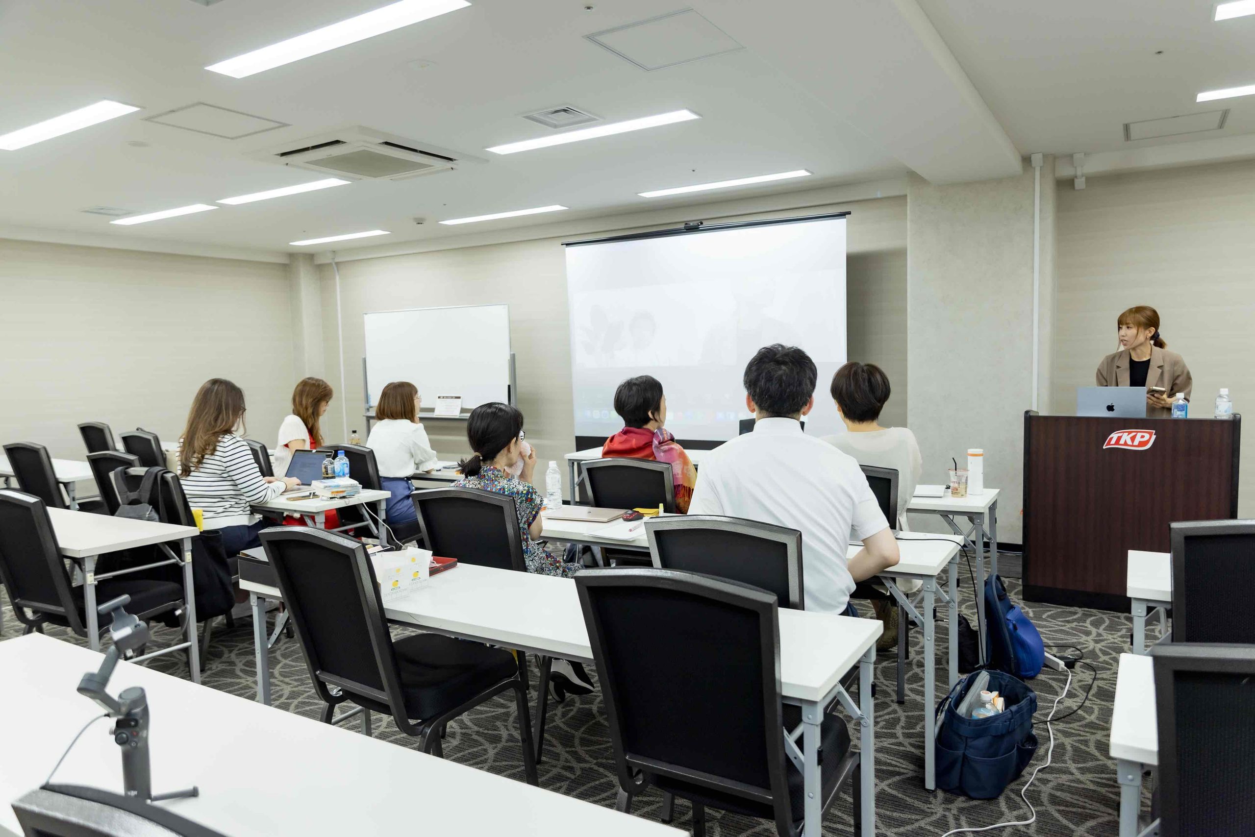 年齢を重ねると英語学習は不利？